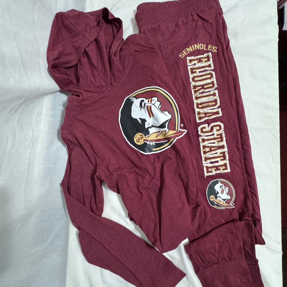 FSU Seminoles Loungewear Sleepwear Hoodie & Joggers super soft XL NWT